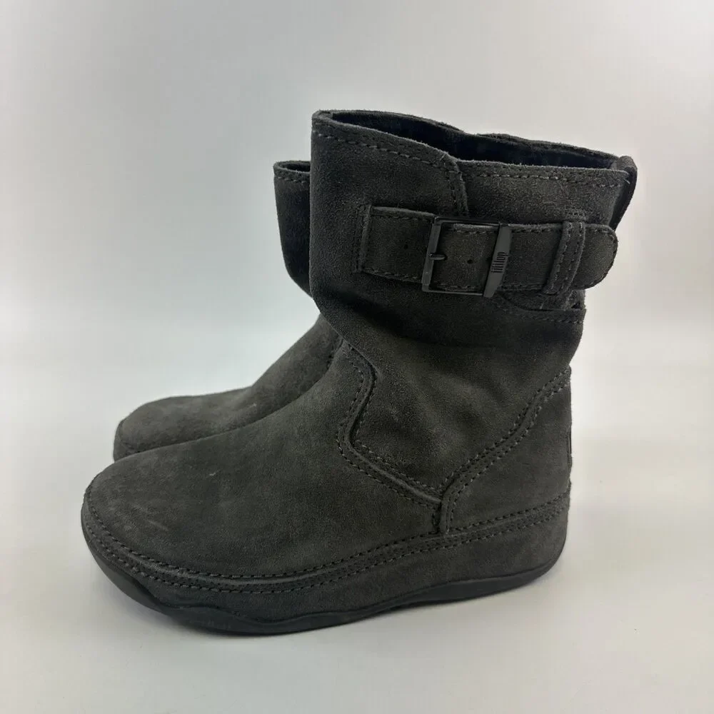 FitFlop Superboot Short Smoke Gray Suede Pull On Buckle Comfort Toning Womens 7